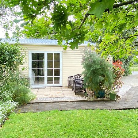 Glascroft Gardens - Bed & Breakfast Patea Экстерьер фото